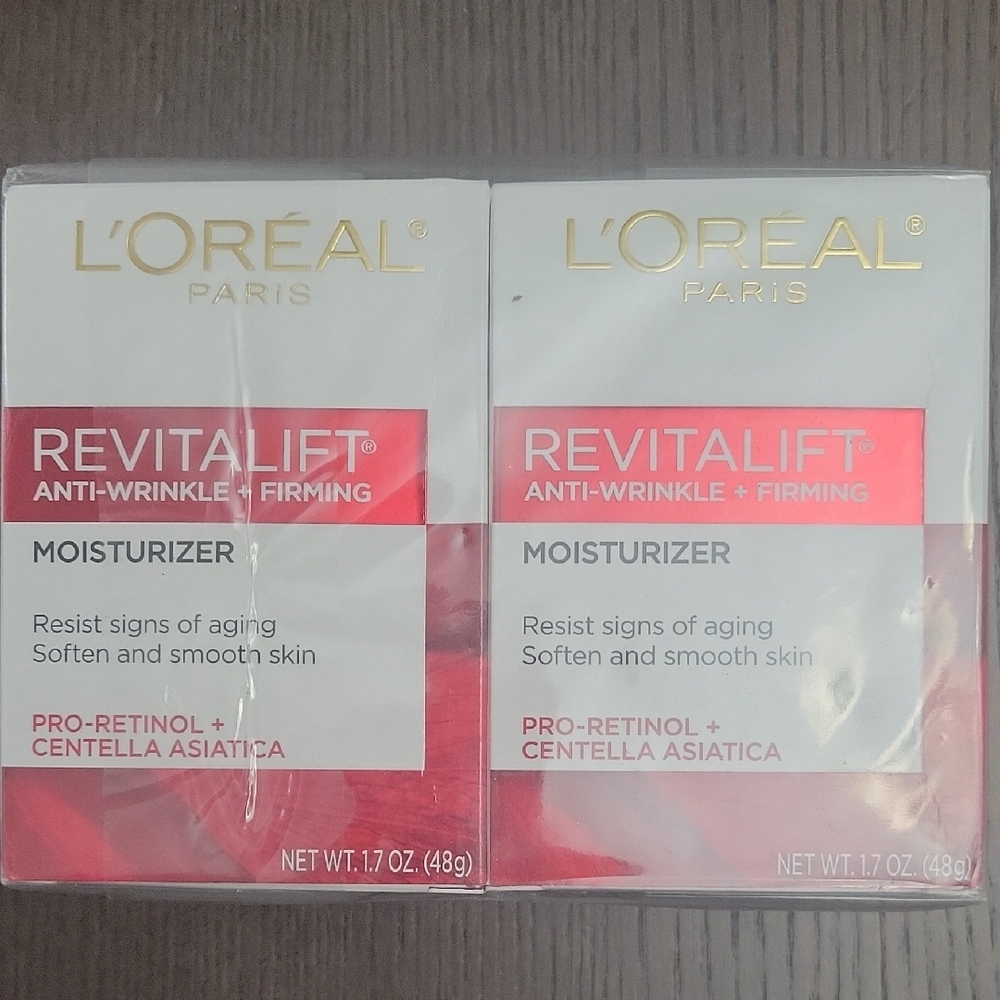 L'Oreal Revitalift Moisturizer White Pink Packaging